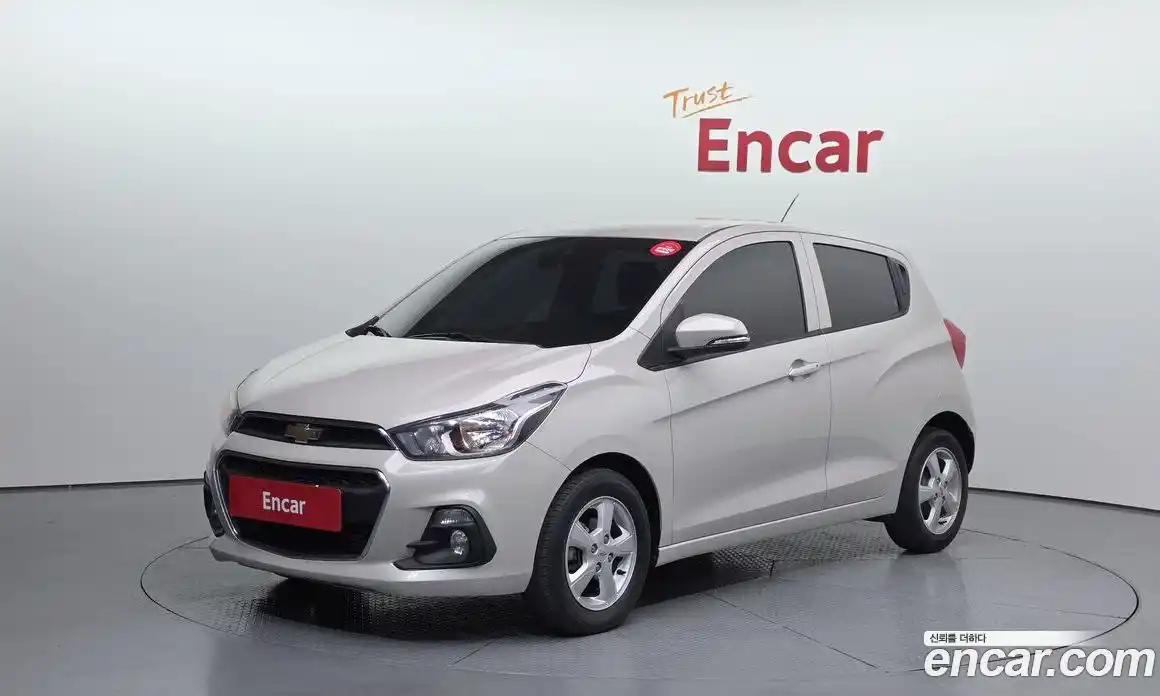 Chevrolet Spark 2017 1.0 гидро, фото 1