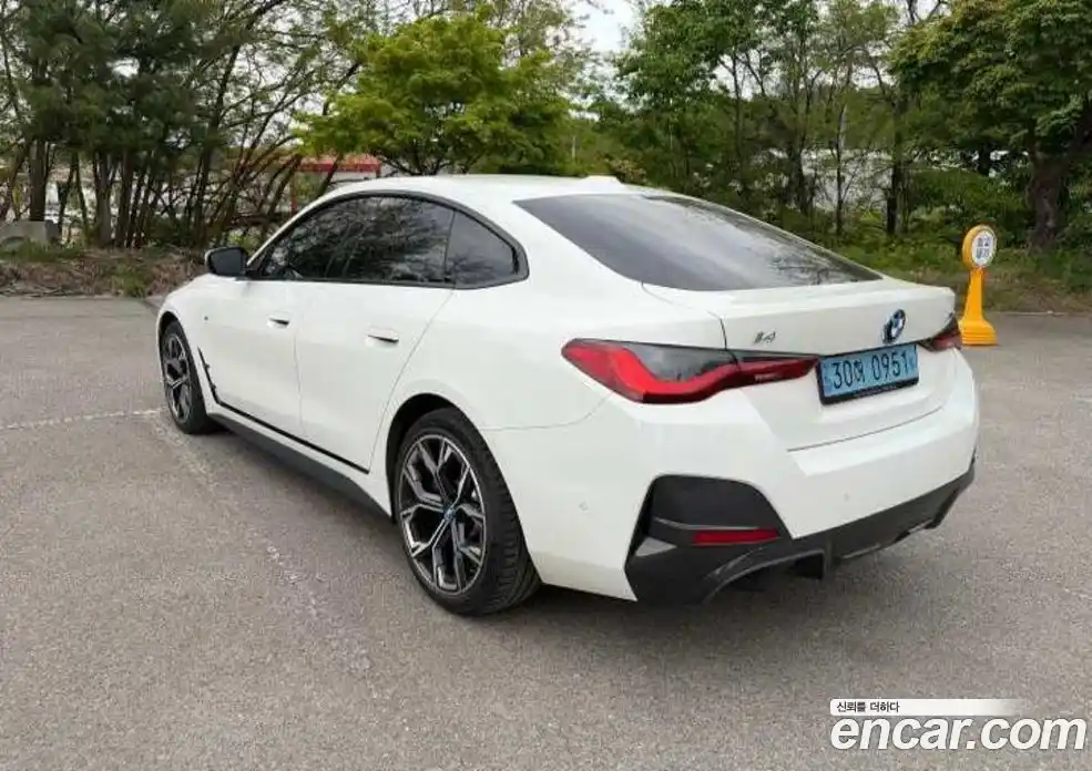 BMW i4 2022 0.1 гидро, фото 10