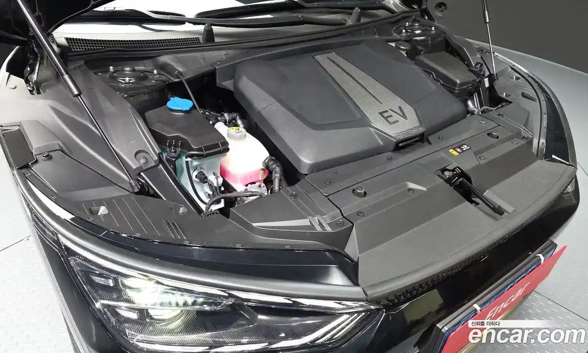 Kia EV6 2022 0.1 гидро, фото 6
