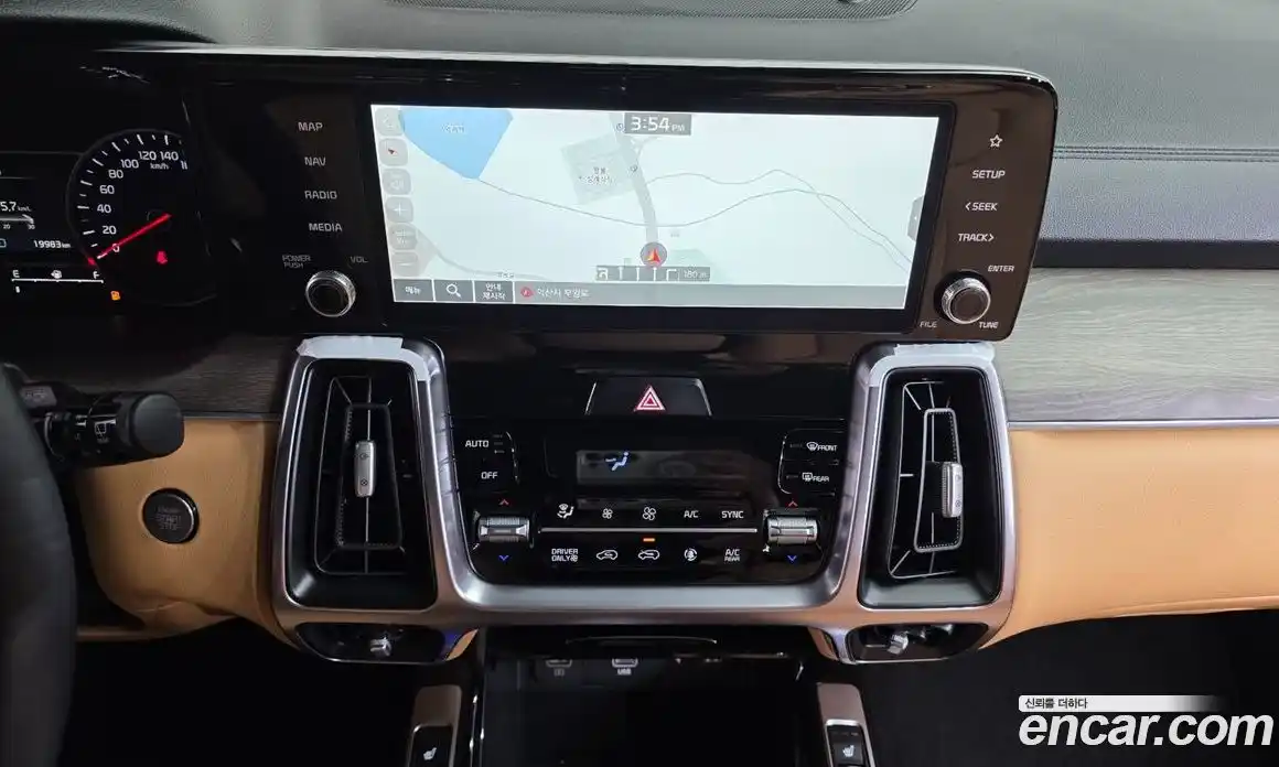 Kia Sorento 2023 1.6 гидро, фото 15