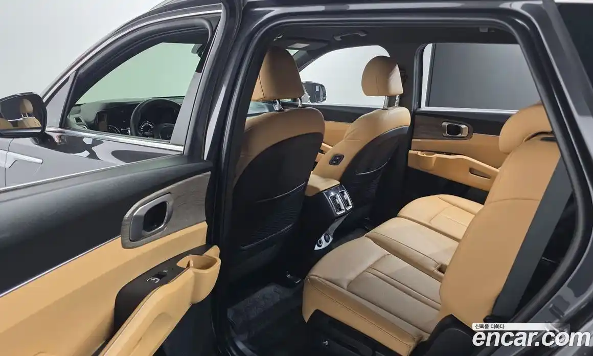 Kia Sorento 2023 1.6 гидро, фото 17