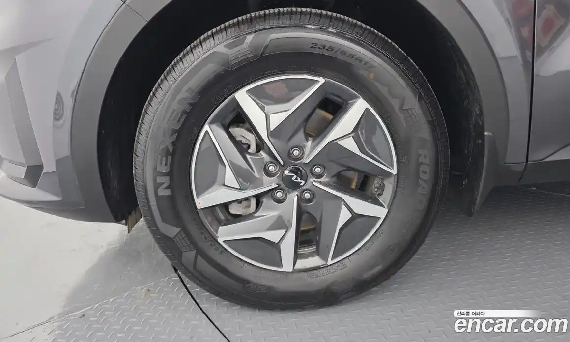 Kia Sorento 2023 1.6 гидро, фото 5