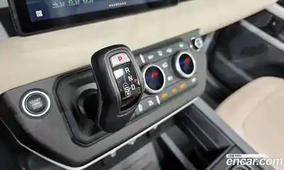 Land Rover Defender 2021 3.0 автомат (гидро), миниатюра 12