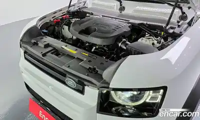 Land Rover Defender 2021 3.0 автомат (гидро), миниатюра 6