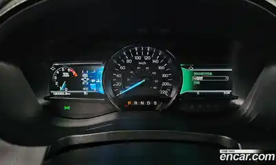 Ford Explorer 2019 2.3 автомат (гидро), миниатюра 11
