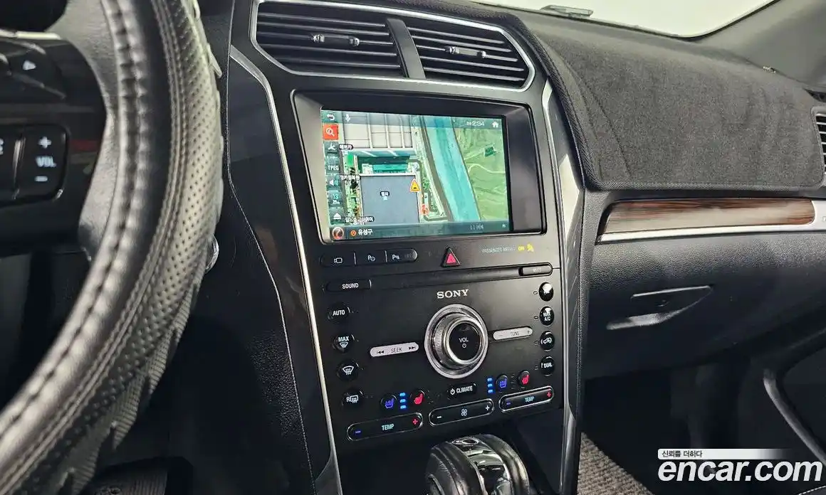 Ford Explorer 2019 2.3 автомат (гидро), фото 18
