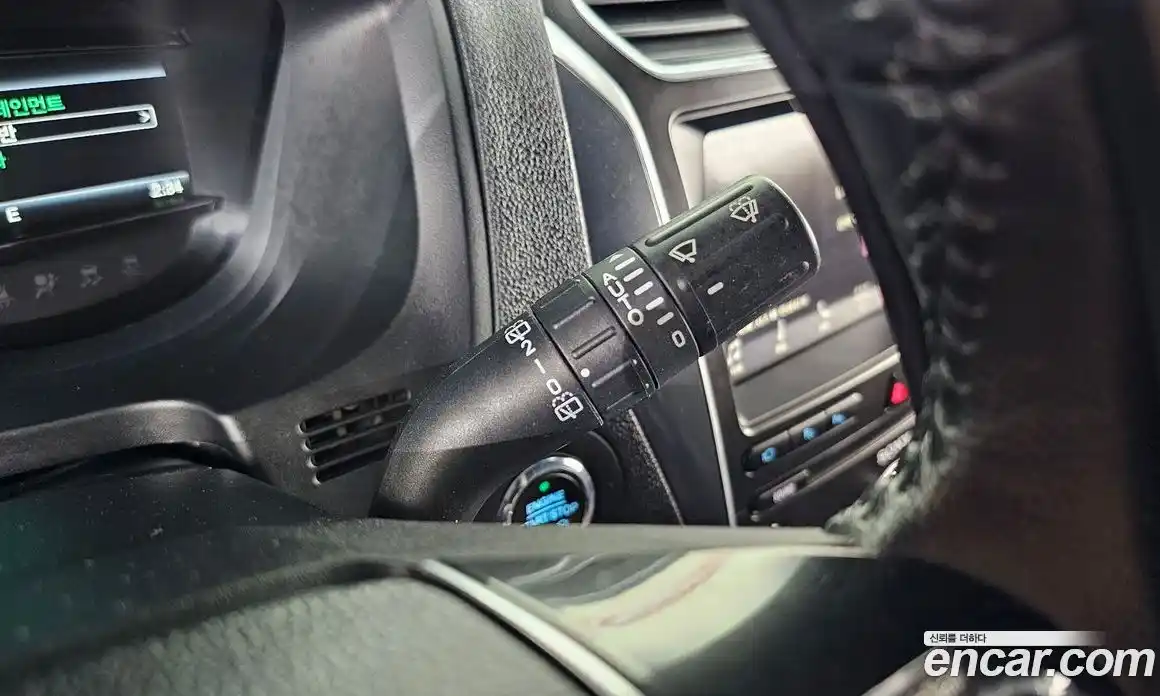 Ford Explorer 2019 2.3 автомат (гидро), фото 27