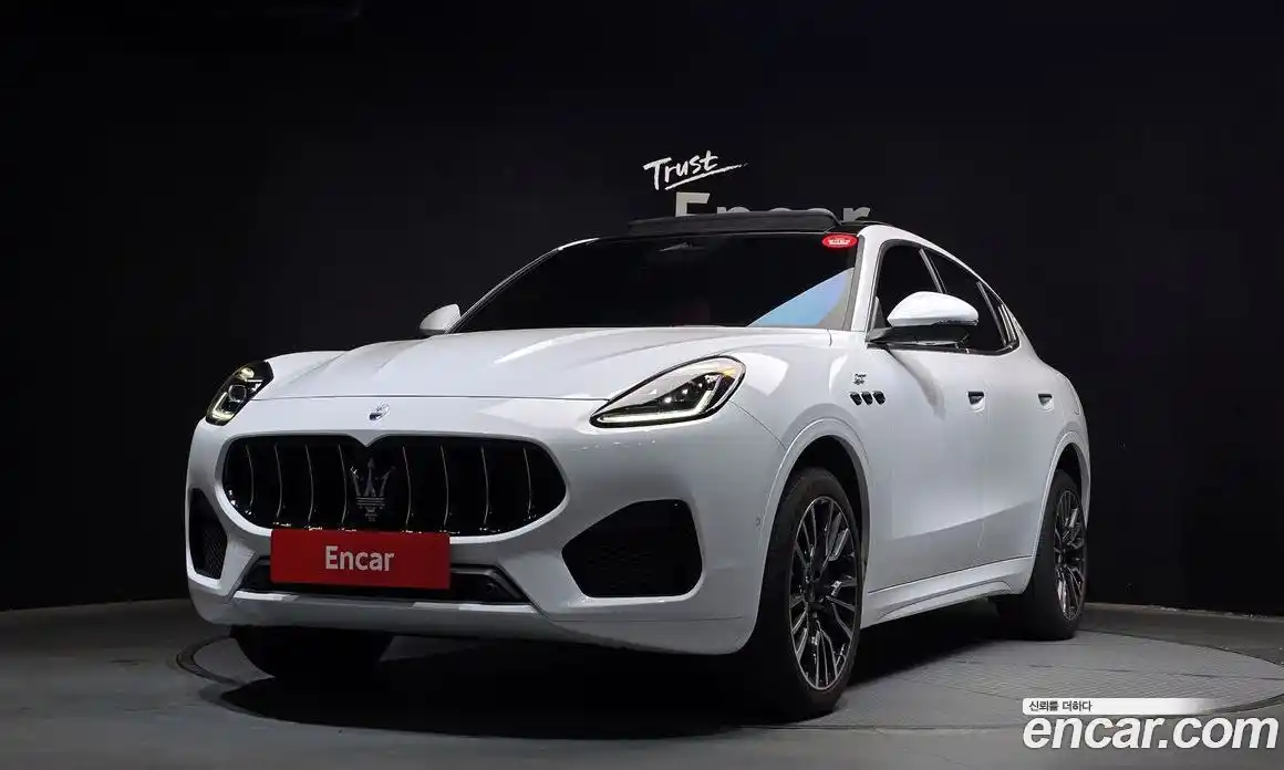 Maserati Grecale 2023 2.0 гидро, фото 1