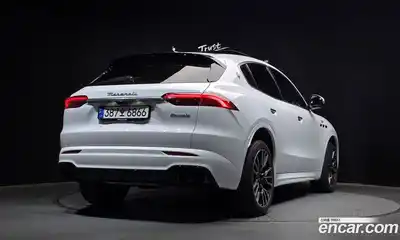 Maserati Grecale 2023 2.0 гидро, миниатюра 2
