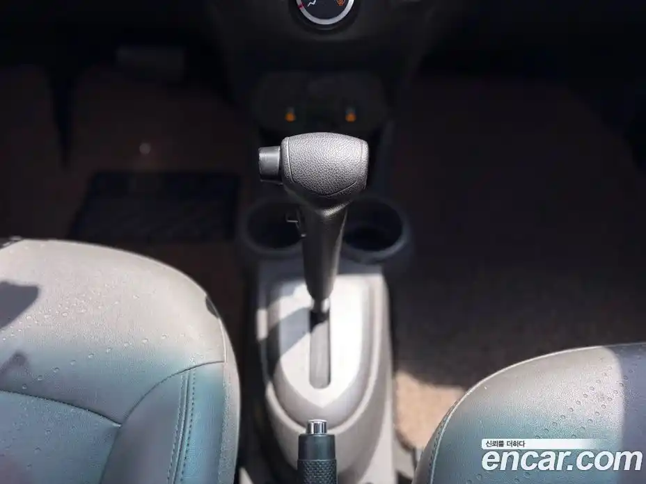 Chevrolet Spark 2014 1.0 автомат (гидро), фото 16