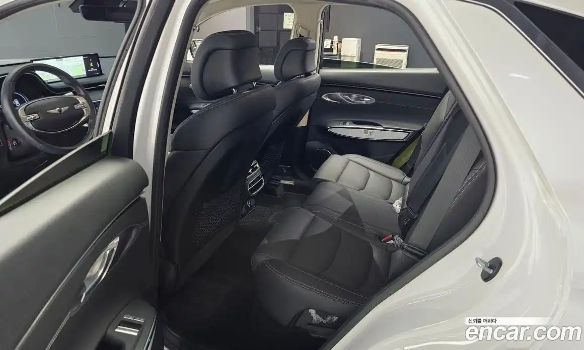 Genesis GV70 2022 2.2 гидро, фото 16