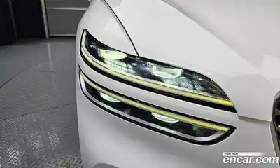 Genesis GV70 2022 2.2 гидро, миниатюра 8