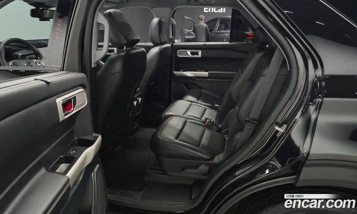 Ford Explorer 2021 2.3 автомат (гидро), фото 12