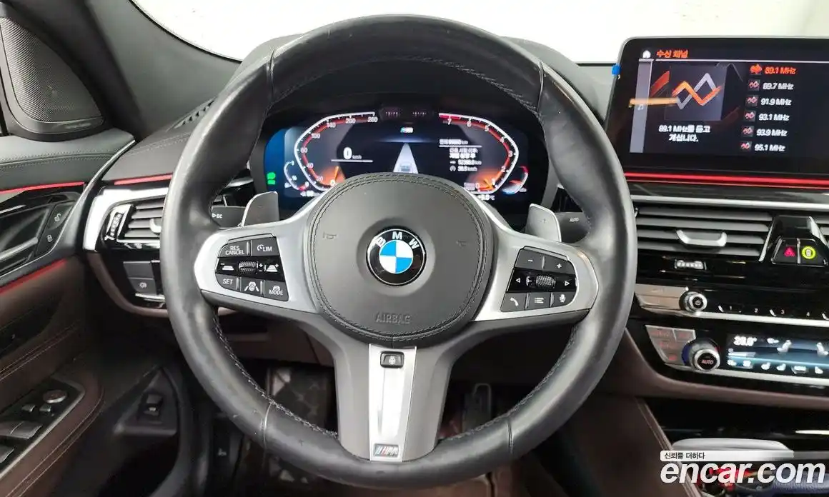 BMW 6-Series 2023 3.0 гидро, фото 13