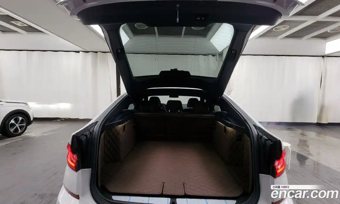BMW 6-Series 2023 3.0 гидро, фото 20