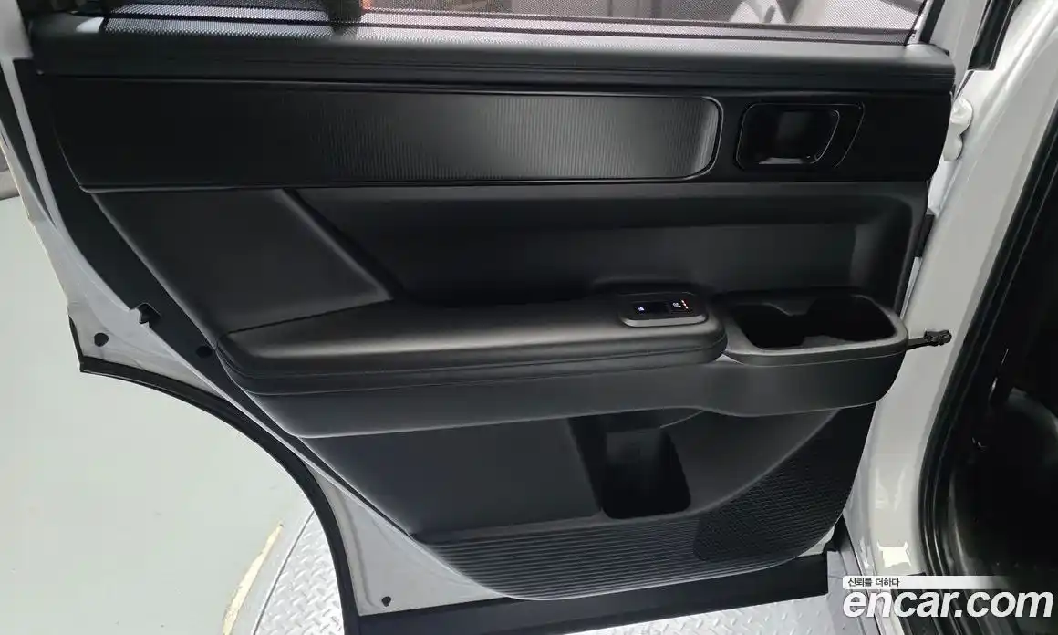 Hyundai Santa Fe 2023 2.5 гидро, фото 15