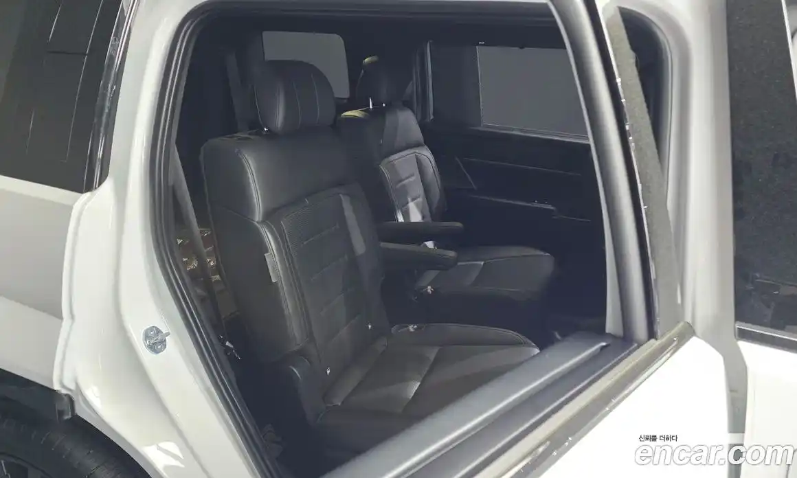 Hyundai Santa Fe 2023 2.5 гидро, фото 16