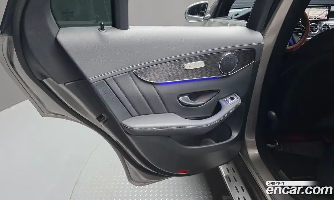 Mercedes-Benz GLC-Class 2022 2.0 автомат (гидро), фото 15