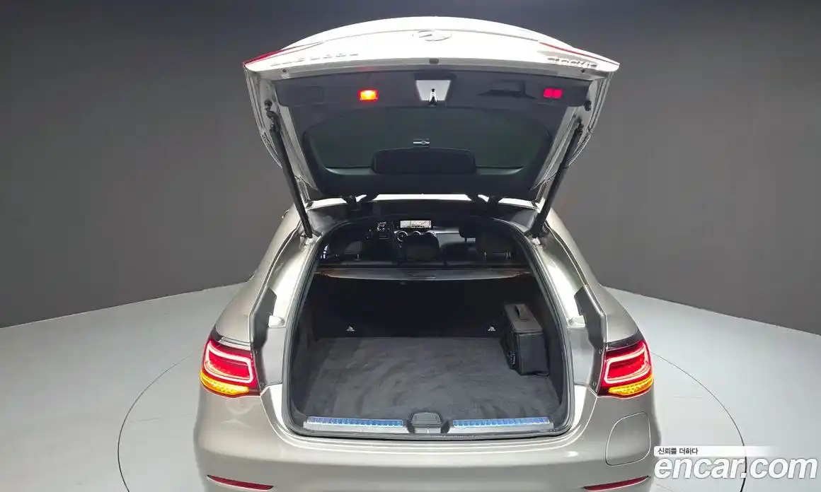 Mercedes-Benz GLC-Class 2022 2.0 автомат (гидро), фото 24