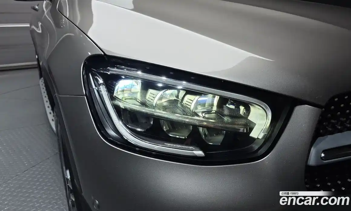 Mercedes-Benz GLC-Class 2022 2.0 автомат (гидро), фото 8
