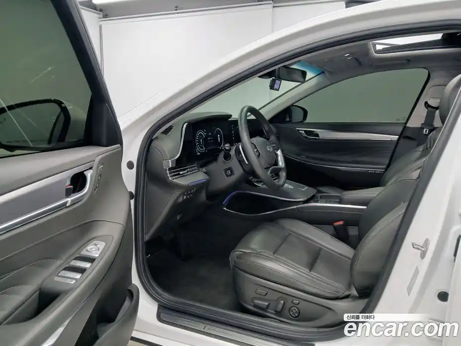 Hyundai Grandeur 2022 2.5 гидро, фото 9