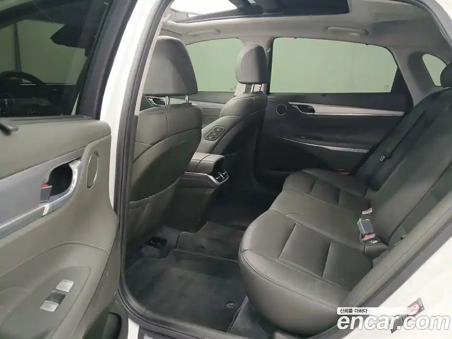 Hyundai Grandeur 2022 2.5 гидро, фото 10
