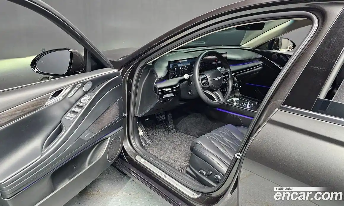 Genesis G80 2024 2.5 гидро, фото 16