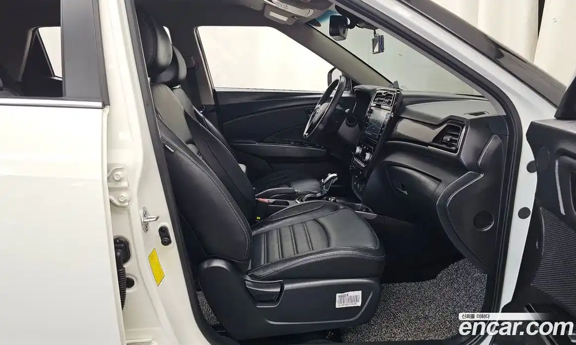 SsangYong TIBOLI 2019 1.6 автомат (гидро), фото 17