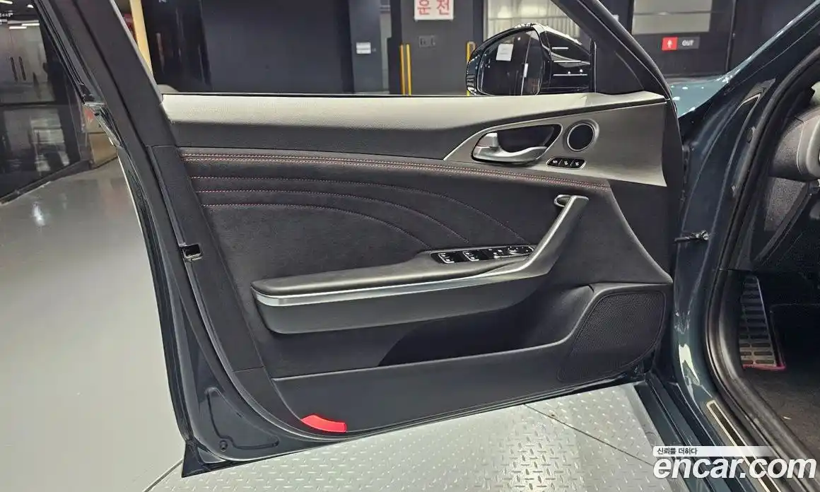 Kia Stinger 2022 2.5 гидро, фото 14