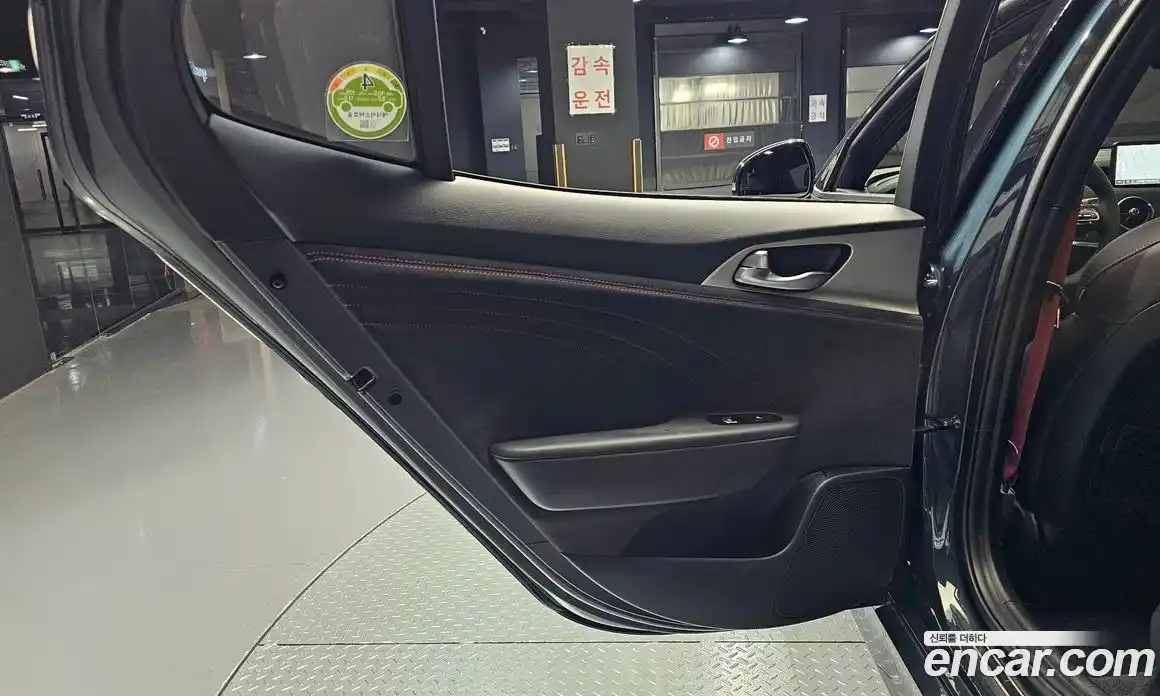 Kia Stinger 2022 2.5 гидро, фото 15