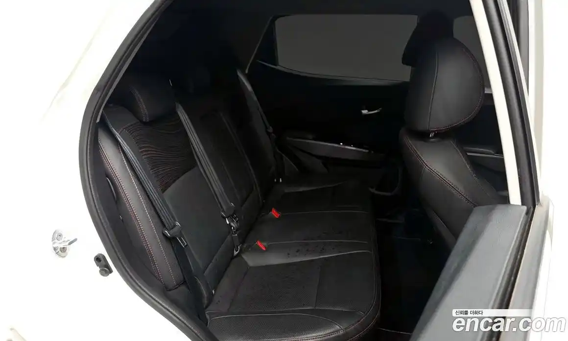 SsangYong TIBOLI 2018 1.6 автомат (гидро), фото 17