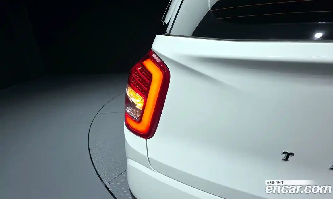 SsangYong TIBOLI 2018 1.6 автомат (гидро), фото 9