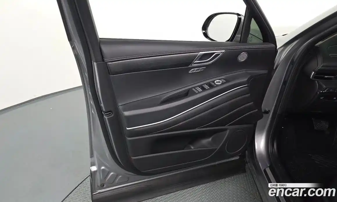 Genesis GV80 2023 2.5 гидро, фото 14