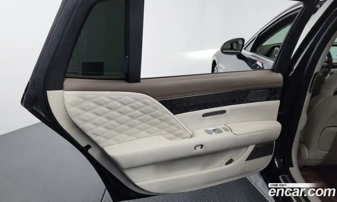 Genesis G90 2023 3.5 автомат (гидро), фото 15