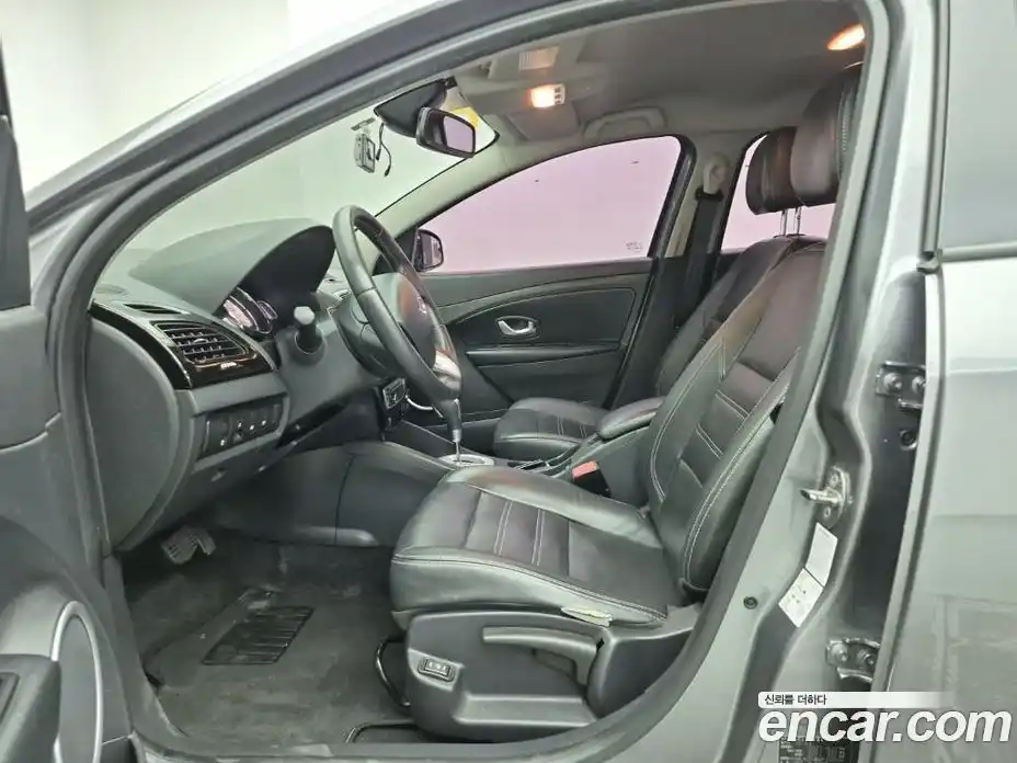Renault SM3 2015 1.6 гидро, фото 11