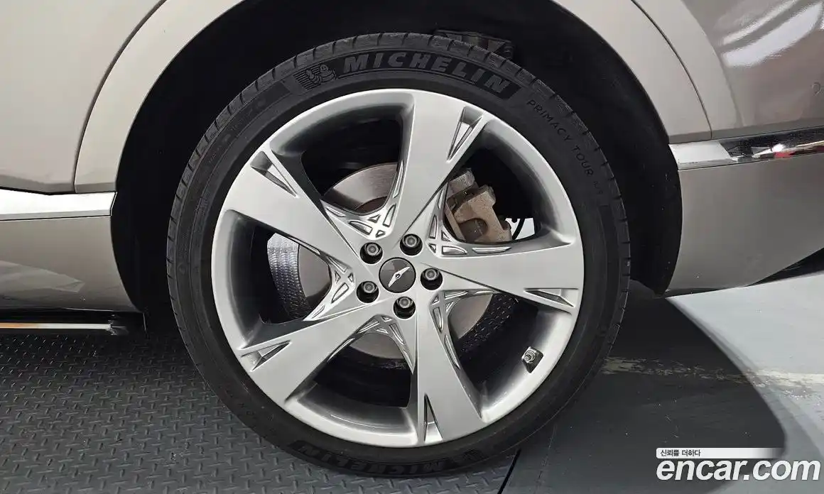 Genesis GV80 2021 3.0 гидро, фото 6