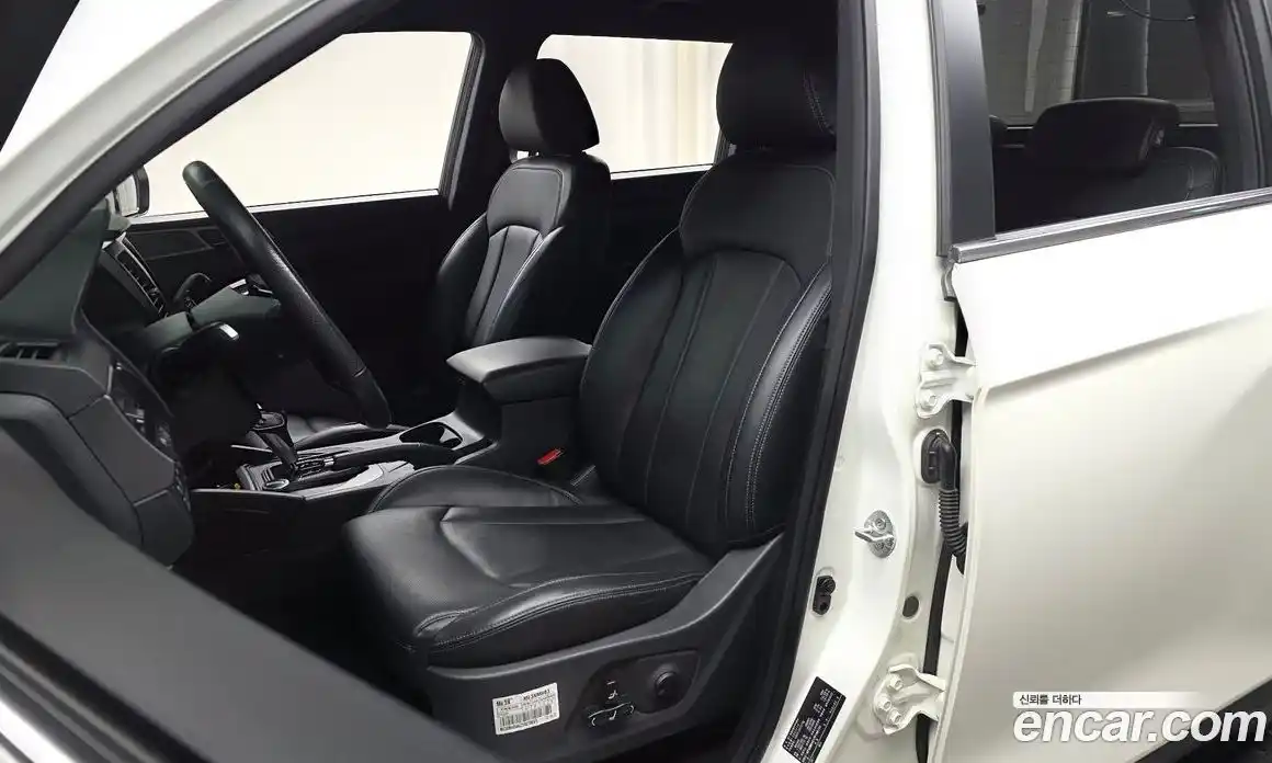 SsangYong Rexton 2022 2.2 автомат (гидро), фото 13