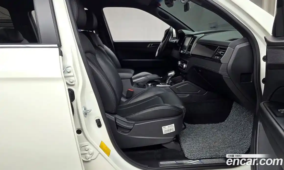SsangYong Rexton 2022 2.2 автомат (гидро), фото 16