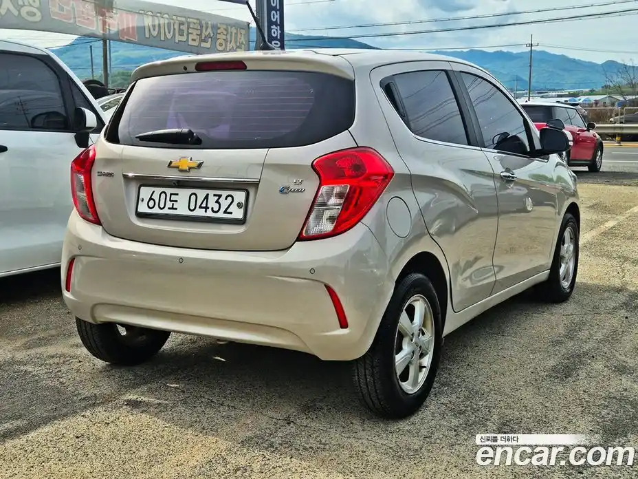 Chevrolet Spark 2016 1.0 гидро, фото 3