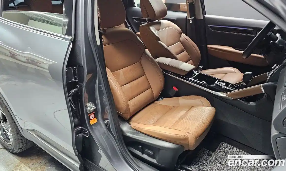 Renault QM6 2024 2.0 гидро, фото 17