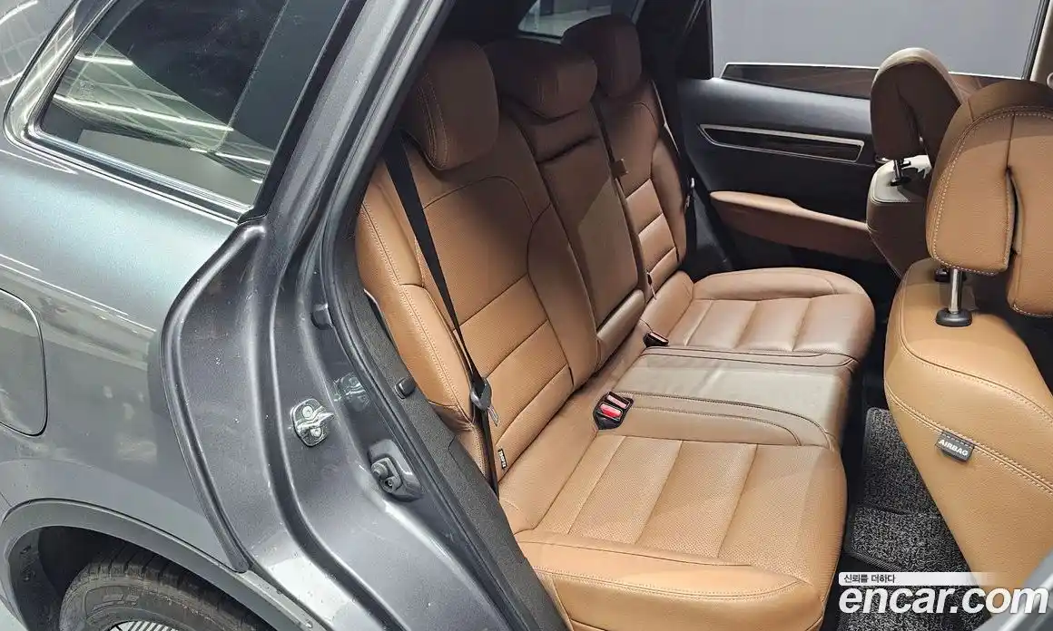 Renault QM6 2024 2.0 гидро, фото 18
