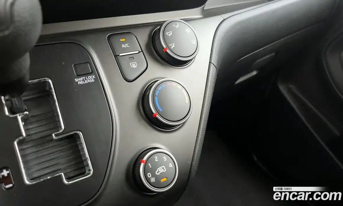 Kia Ray 2024 1.0 гидро, фото 15
