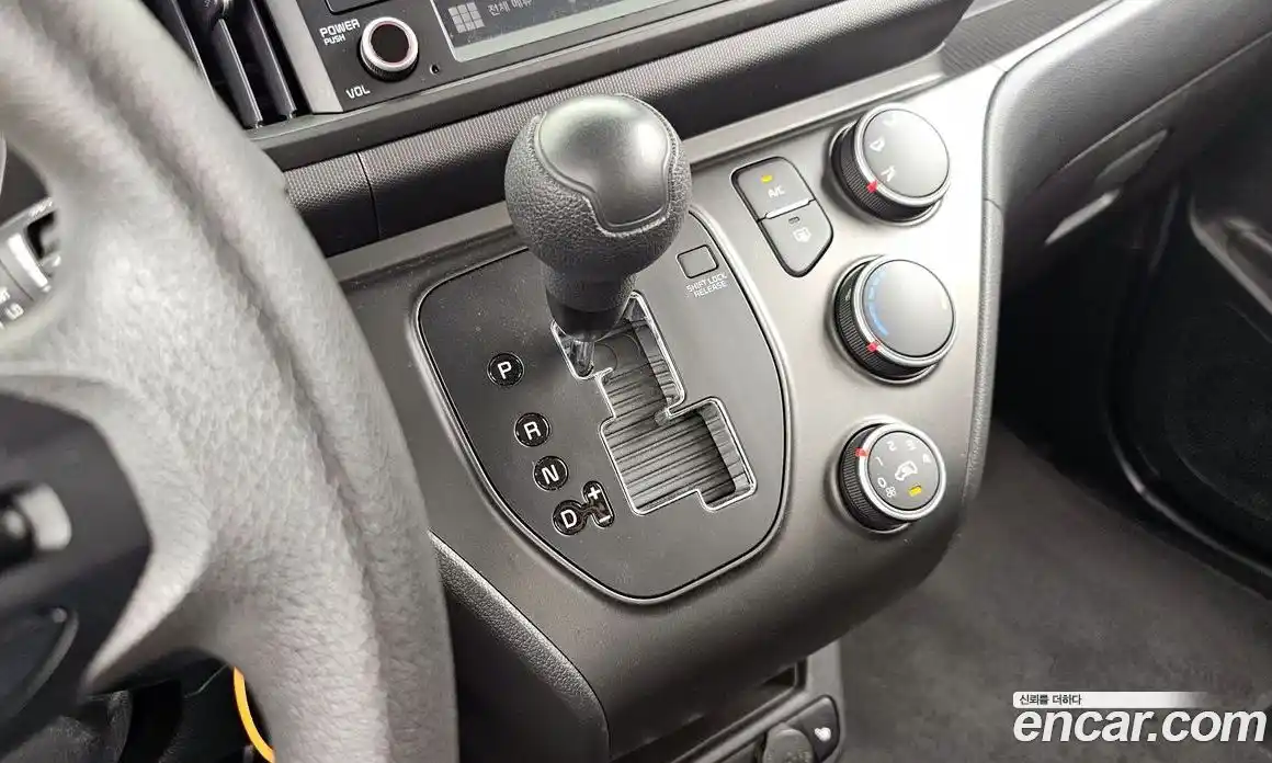 Kia Ray 2024 1.0 гидро, фото 9