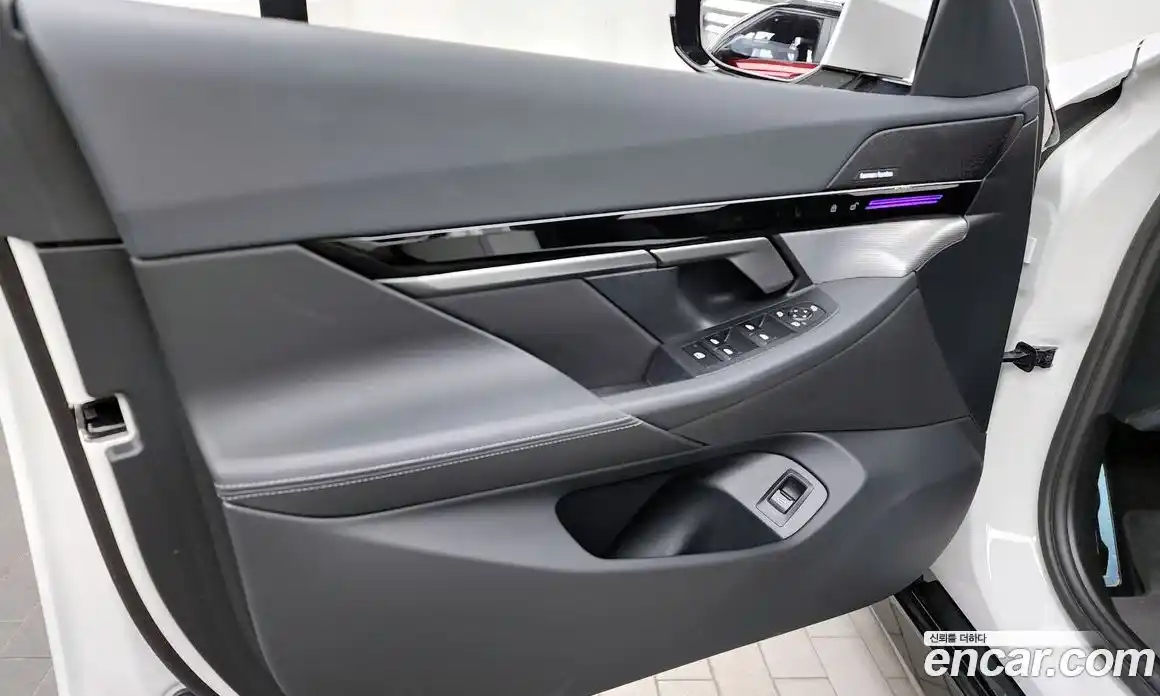 BMW 5-Series 2024 2.0 гидро, фото 14