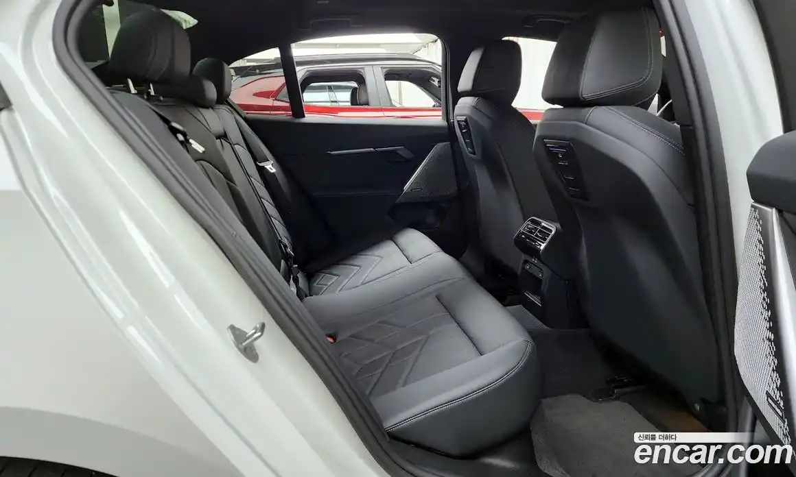 BMW 5-Series 2024 2.0 гидро, фото 18
