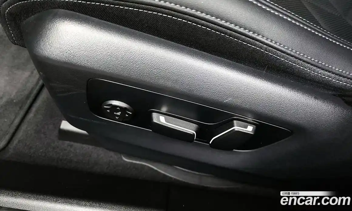 BMW 5-Series 2024 2.0 гидро, фото 32