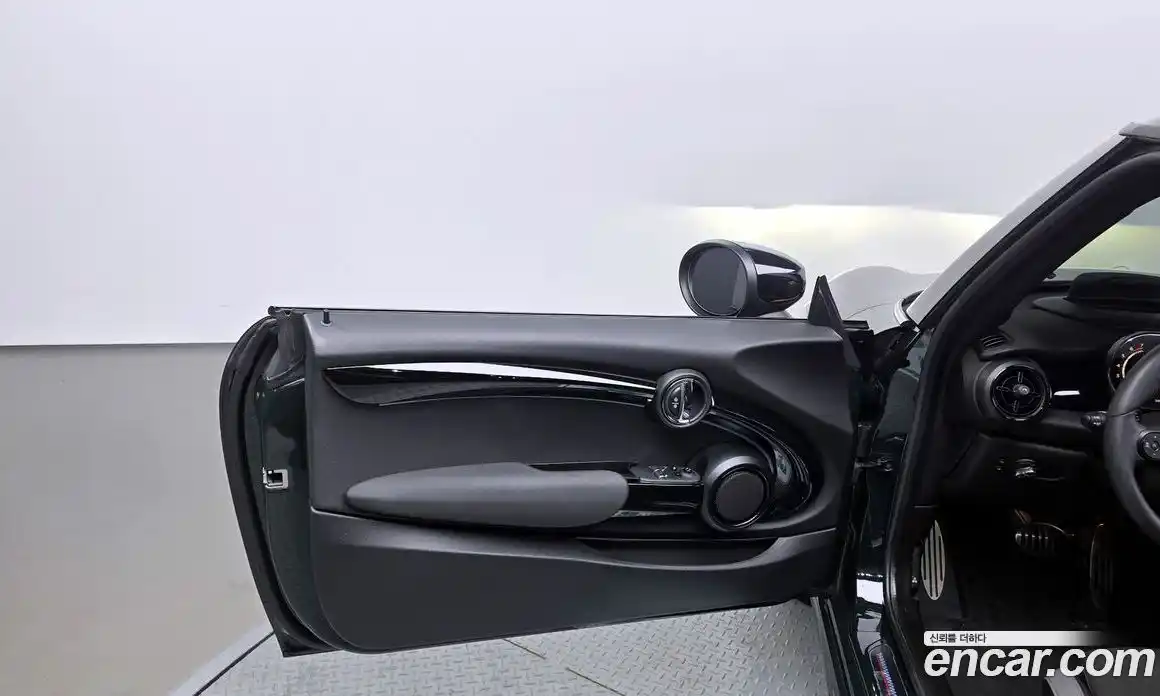 Mini Cooper 2022 2.0 автомат (гидро), фото 15