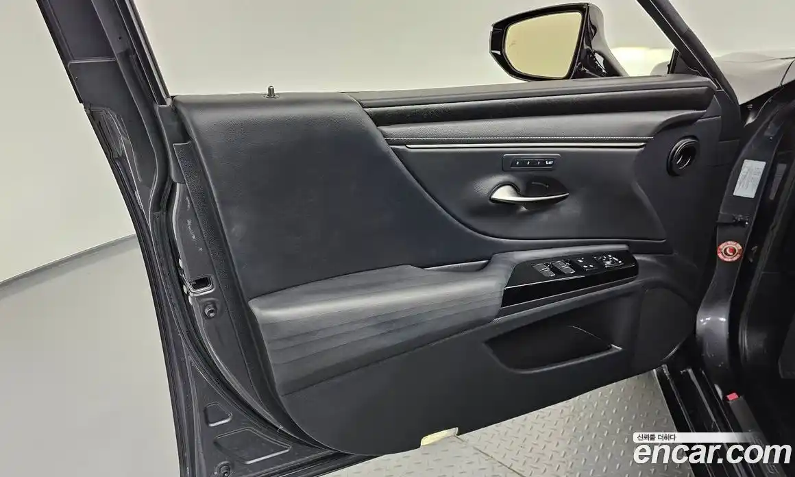 Lexus ES 2021 2.5 гидро, фото 14