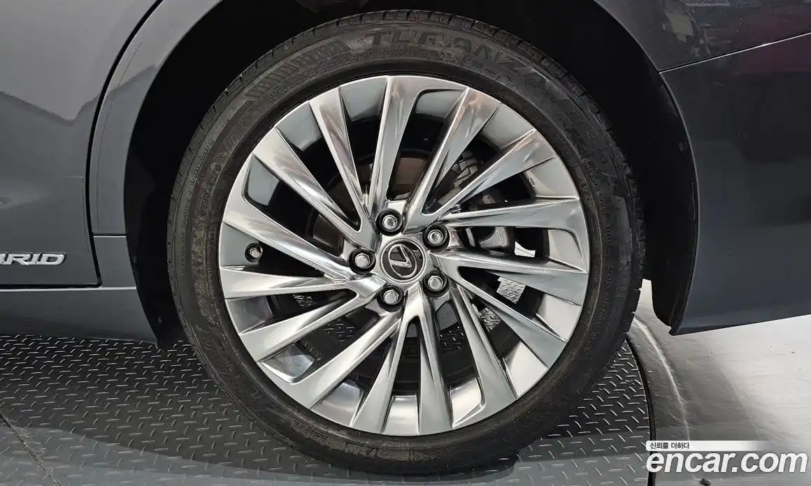 Lexus ES 2021 2.5 гидро, фото 7