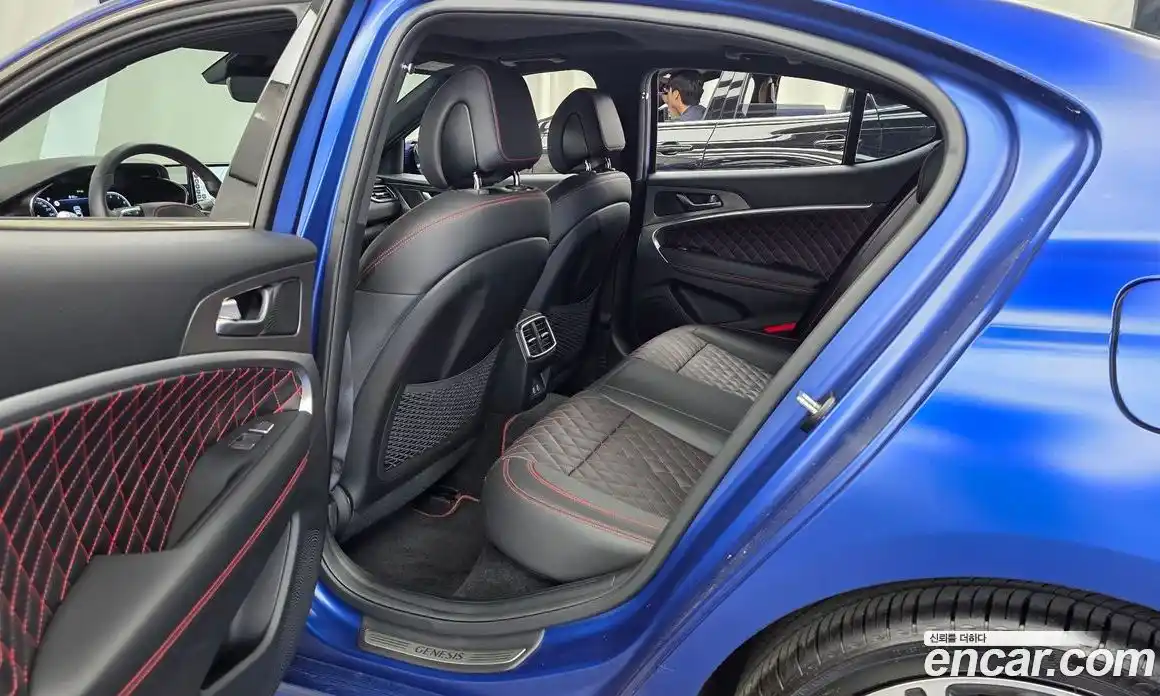 Genesis G70 2024 3.3 гидро, фото 16